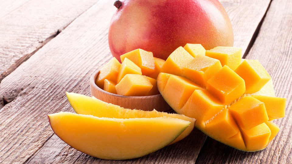 Fruta de verão! Os benefícios da manga para a pele e cabelo