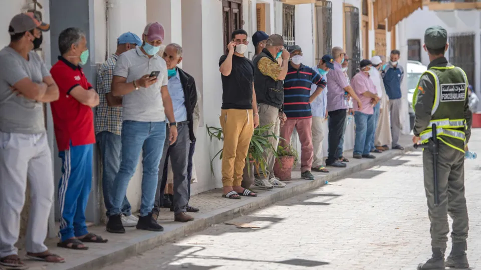 Marrocos suspende férias do pessoal médico por aumento de infeções