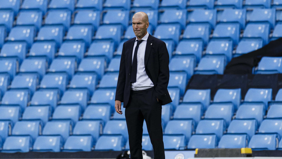 Zidane: "Sou treinador do Real Madrid. Não há mais perguntas a fazer"