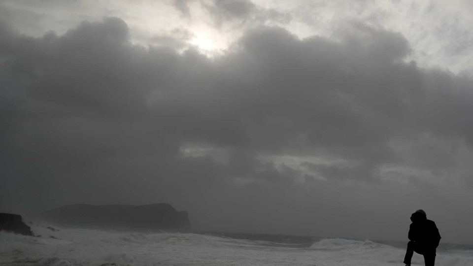 Furacão Paulette deverá passar pelos Açores como tempestade pós-tropical