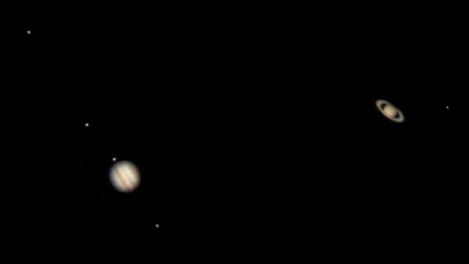 Grande conjunção. Júpiter e Saturno juntos na mesma fotografia