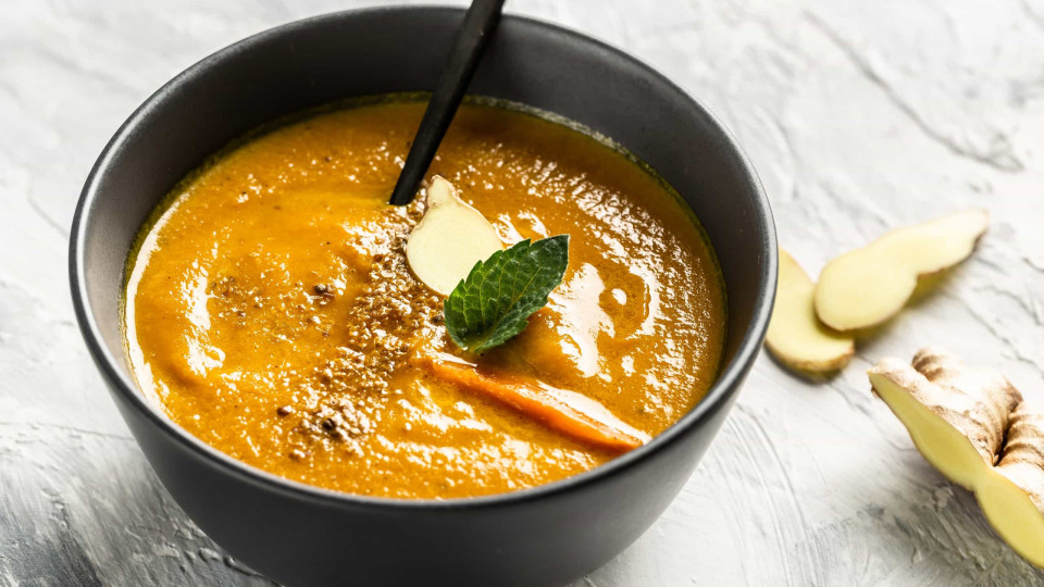 Emagreça com esta deliciosa sopa de abóbora com gengibre