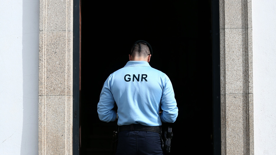 GNR detém suspeita de tráfico de droga e apreende 12.300 doses de haxixe