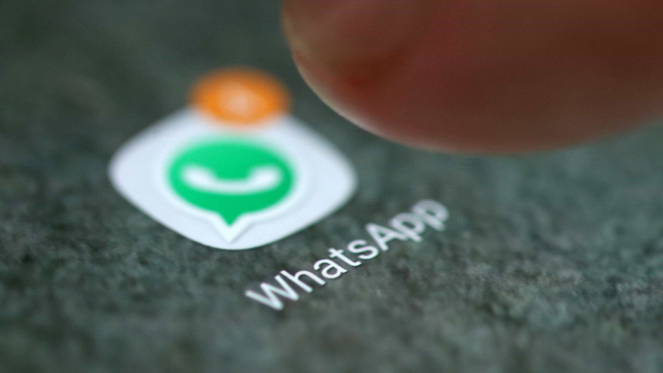 WhatsApp reage a polémica e adia novos termos