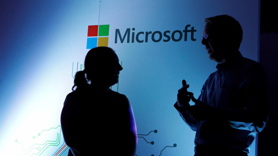 Microsoft vai investir 2,1 mil milhões em estruturas de IA em Espanha