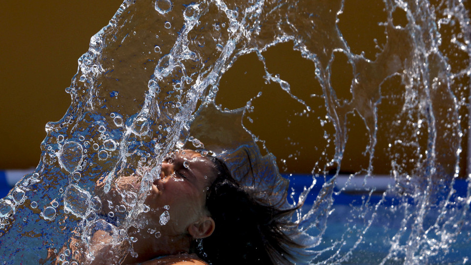 Calor: Seis distritos do continente e a Madeira sob aviso amarelo