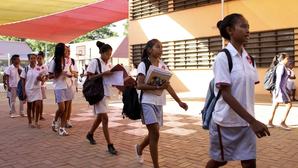 Portugal e Timor-Leste estudam alargamento da Escola Portuguesa de Díli