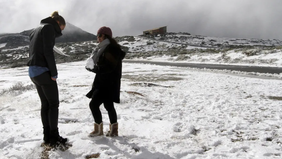 Estradas reabertas no maciço central da Serra da Estrela