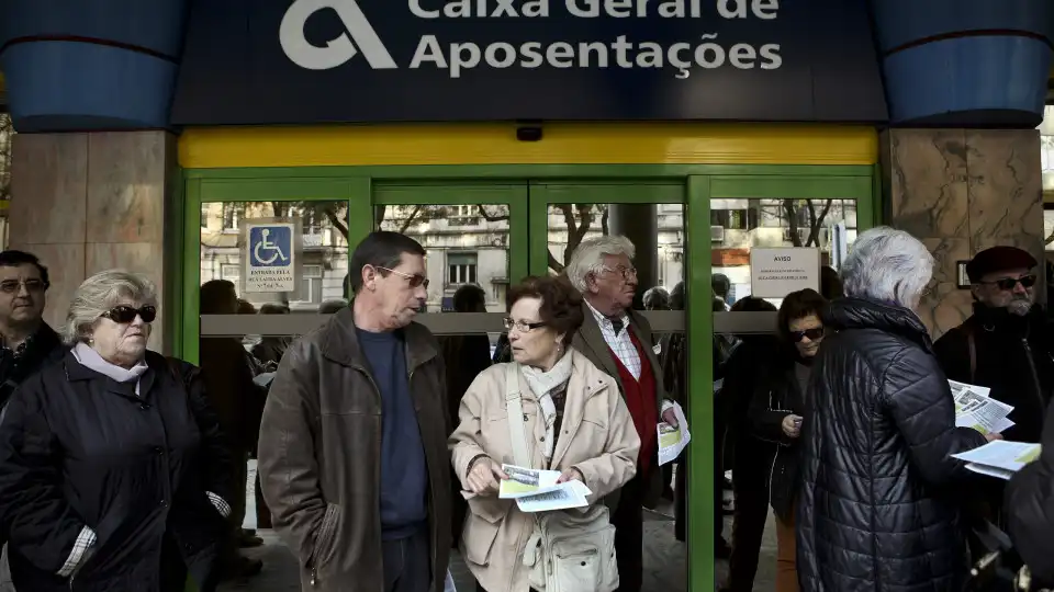 Parlamento aprova reingresso à CGA alargado a mais trabalhadores