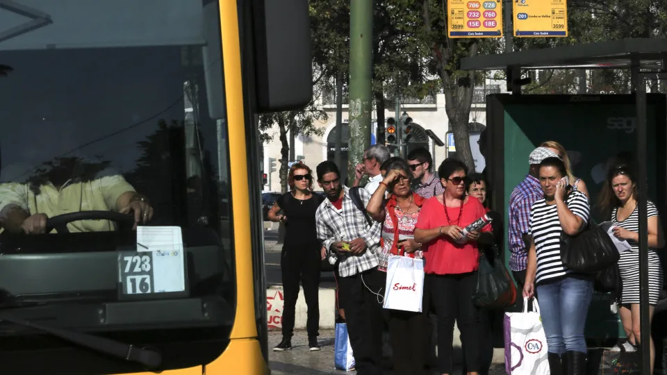 Mais de quatro mil títulos pedidos no âmbito da campanha "Passe a Passe"