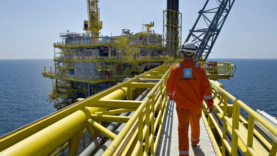 Dinamarca fixa fim da exploração petrolífera no Mar do Norte para 2050