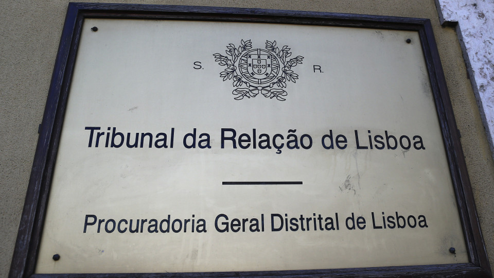 Ratificada suspensão de António Joaquim, condenado no caso de Luís Grilo