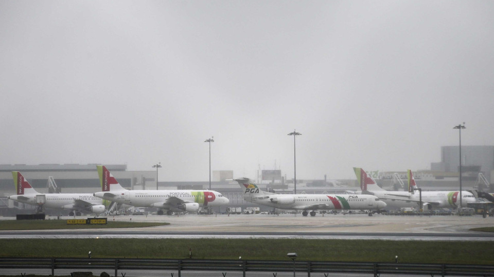 Detidos argelinos que invadiram pista do aeroporto de Lisboa