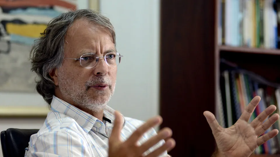 Moçambique: País  vive "uma colonização mental"