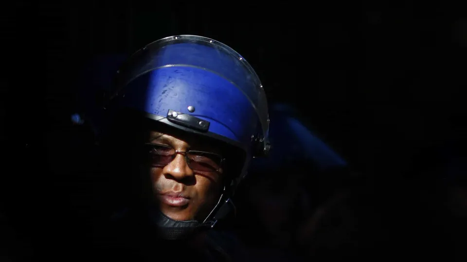 Seis detidos após saque a lojas de estrangeiros na África do Sul