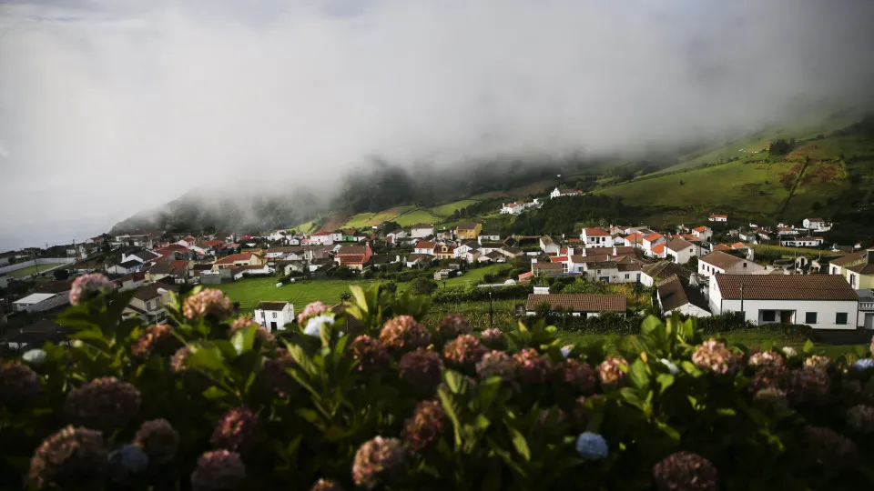 Aviso Amarelo para chuva e trovoada nas ilhas do grupo central e oriental dos Açores