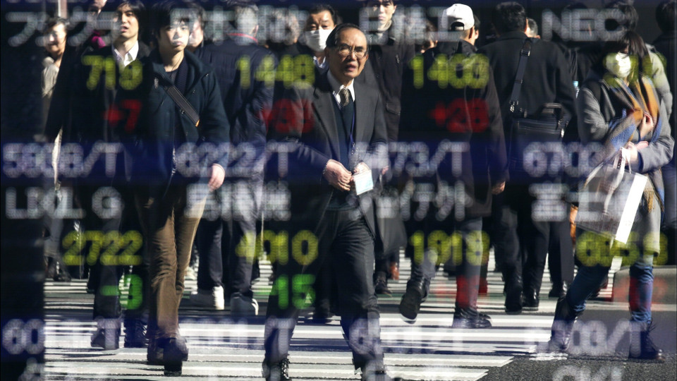 Bolsa de Tóquio fecha a ganhar 0,31%