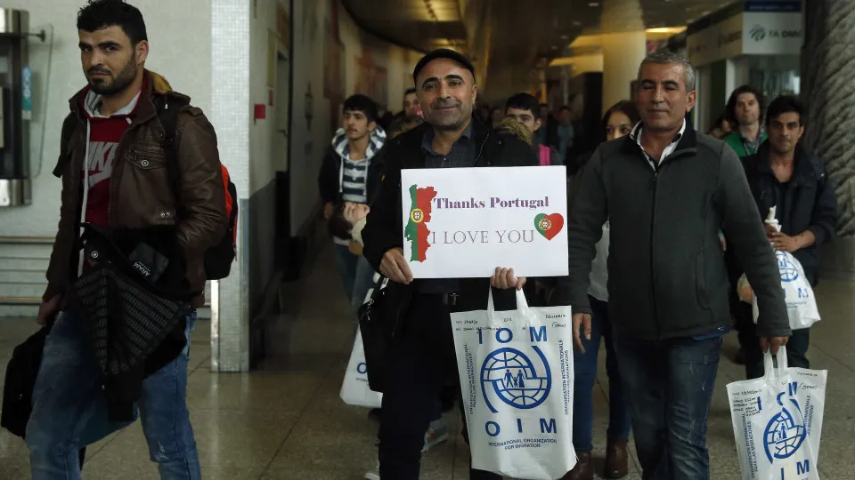 Primeiros refugiados yazidi chegaram a Portugal. "Sinto que renasci hoje"