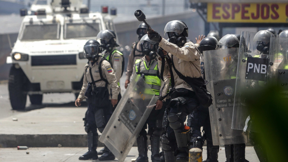 Venezuela: Mais de 400 detidos após manifestação anti-Maduro