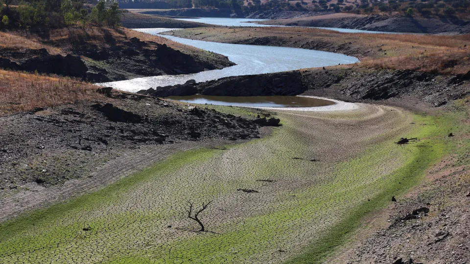 Produção elétrica nas barragens no valor mais baixo de sempre em outubro