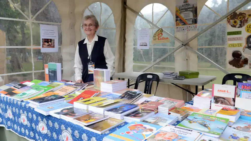 Feira do Livro de Maputo programa troca de obras e espera 10 mil pessoas