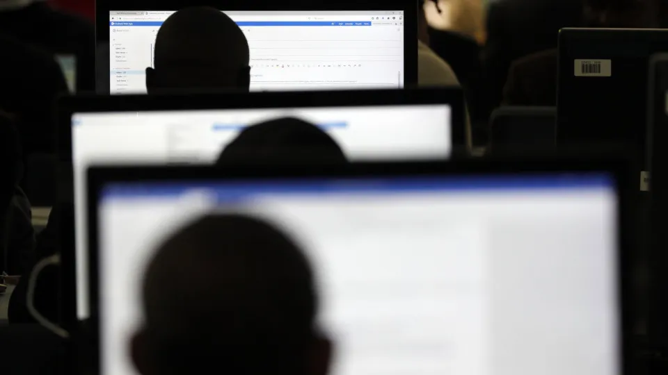 Detidos 28 estrangeiros em Díli suspeitos de atividade ilegal online