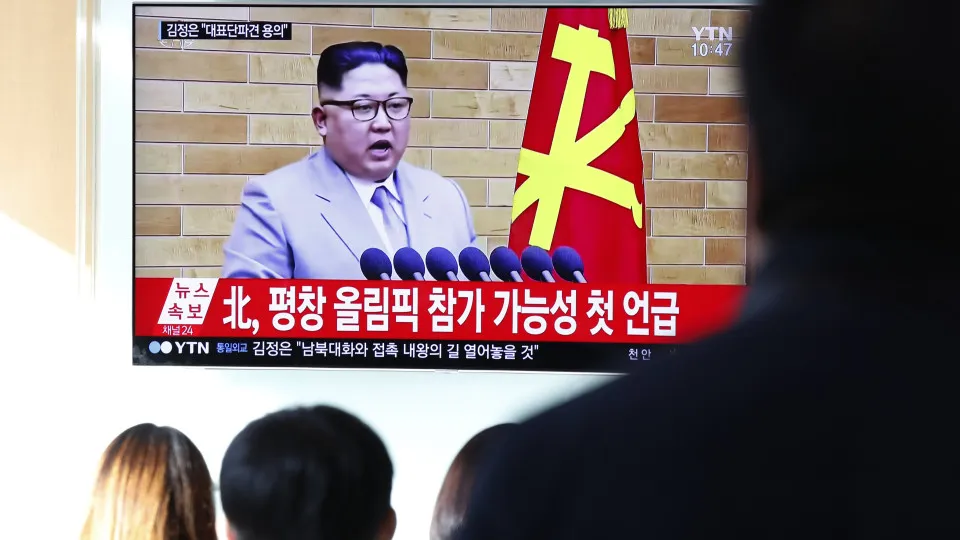 "Botão nuclear continua na minha secretária", diz Kim Jong-un a Trump