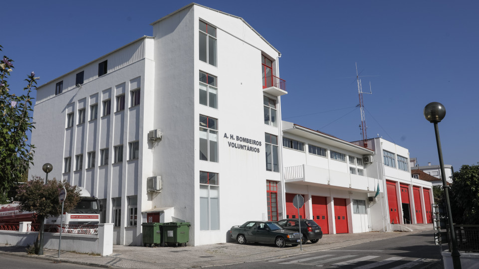 Bombeiros de Castanheira de Pera e Pedrógão distinguidos com prémio 