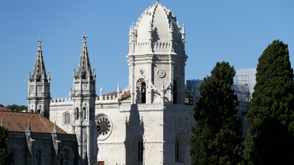 Jerónimos e Museu de Arqueologia com bilheteiras automáticas esta semana