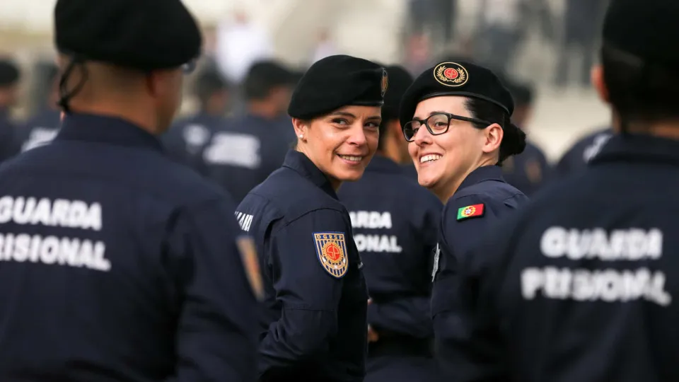 Guardas prisionais iniciam hoje novo período de greve