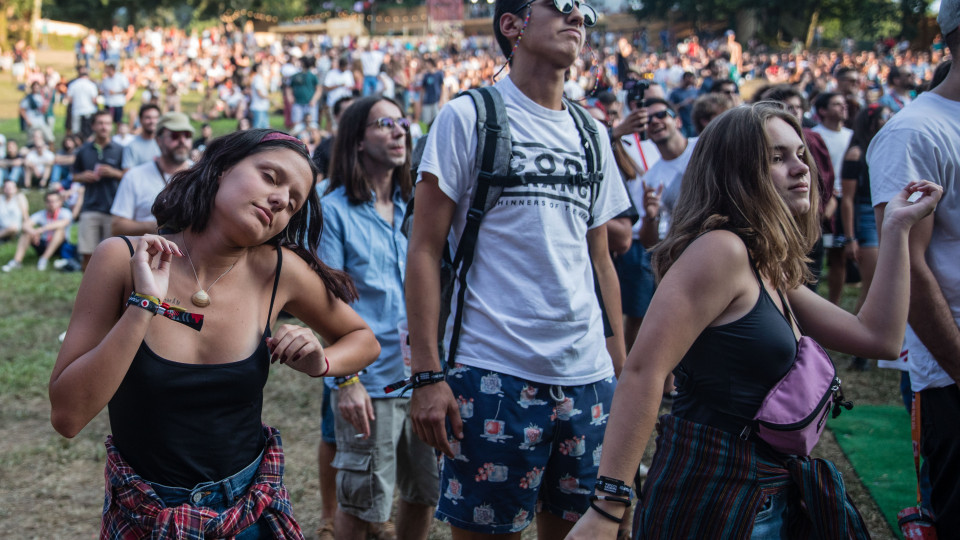 Paredes de Coura encerra com regresso de Arcade Fire 13 anos depois