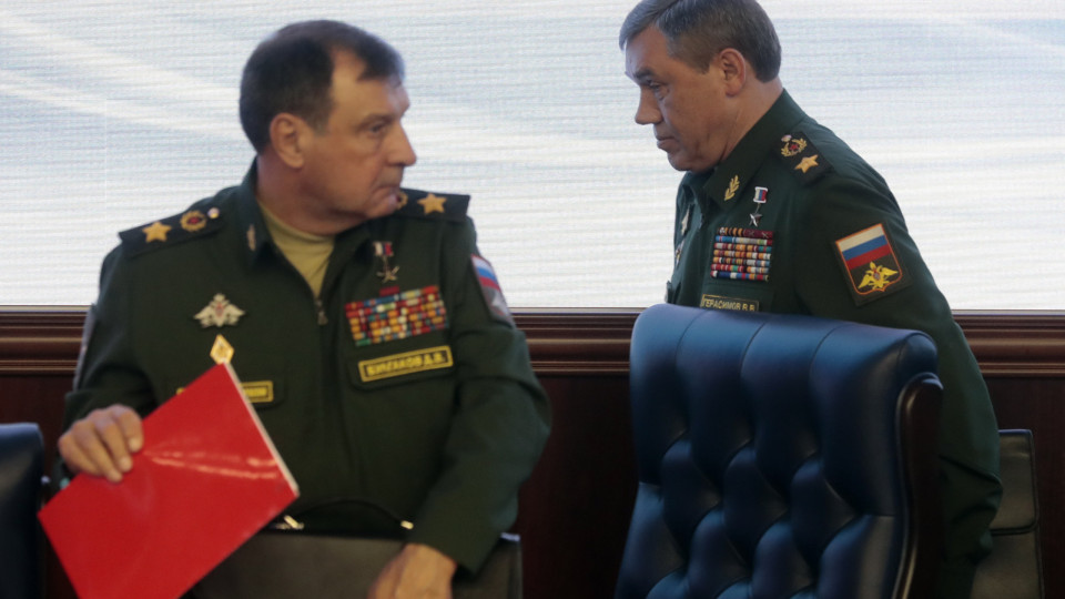 Rússia demite vice-ministro da Defesa