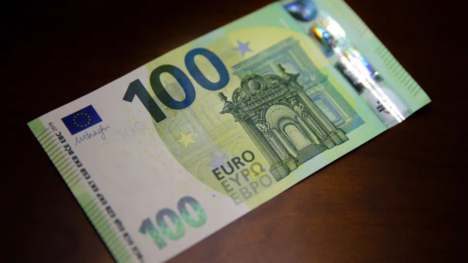 Parlamento chumba projetos para aumento do Salário Mínimo Nacional