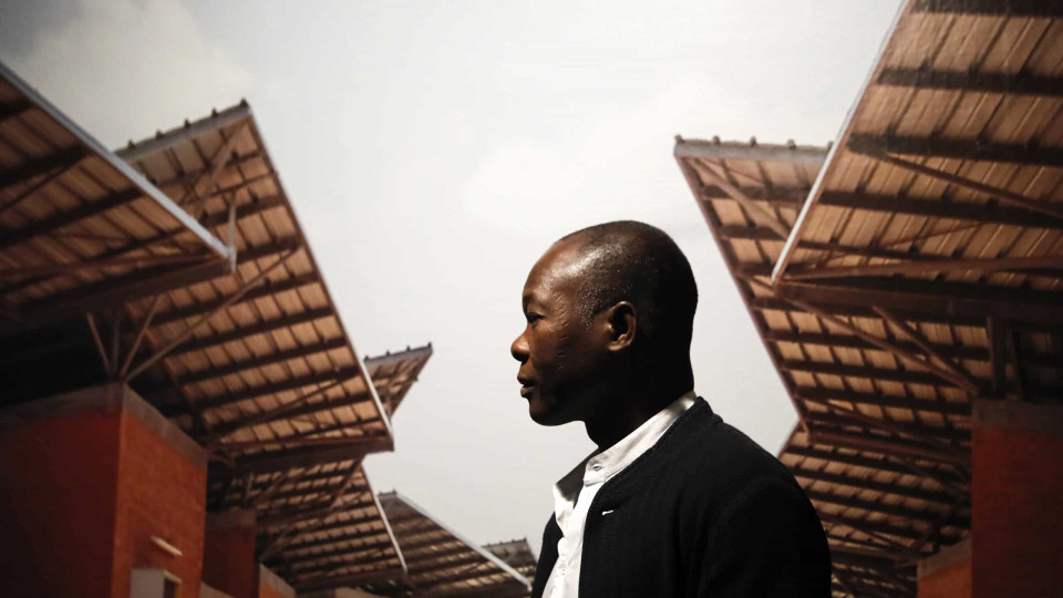 Pritzker "faz justiça à arquitetura africana", dizem moçambicanos 