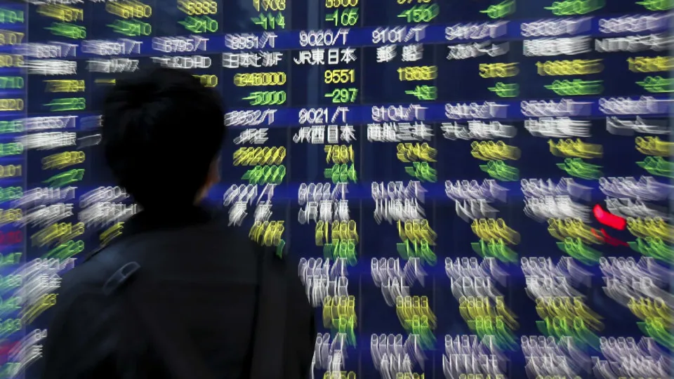 Bolsa de Tóquio abre a ganhar 0,12%