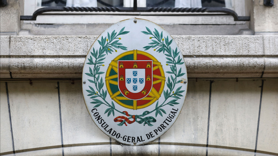 José Cesário no Brasil para introduzir mudanças no atendimento consular