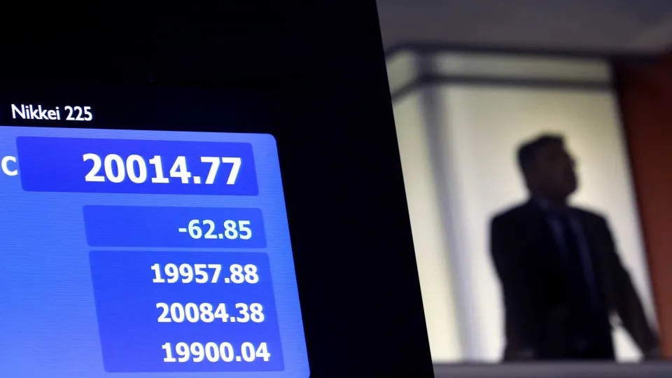 Bolsa de Tóquio desce 0,36% na abertura