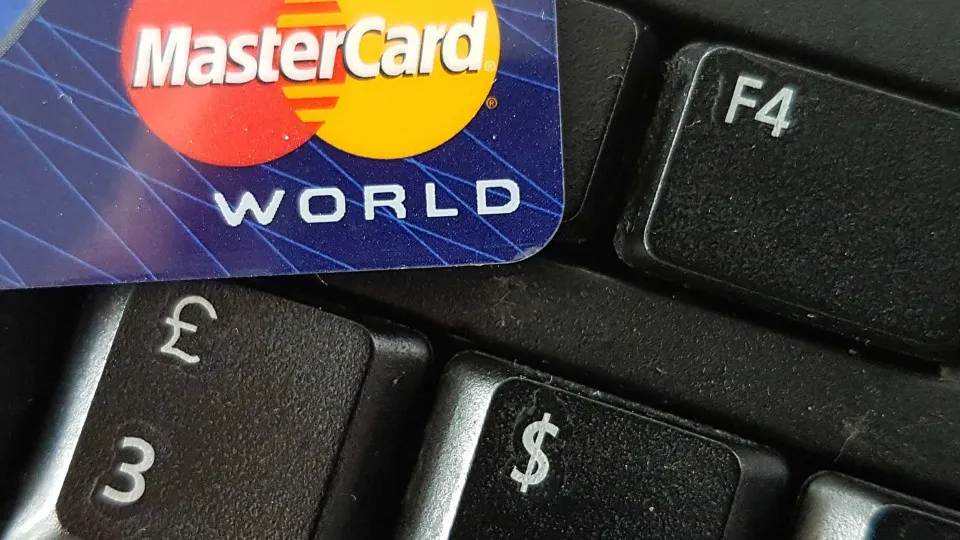 Ação popular pede que Mastercard indemnize consumidores portugueses