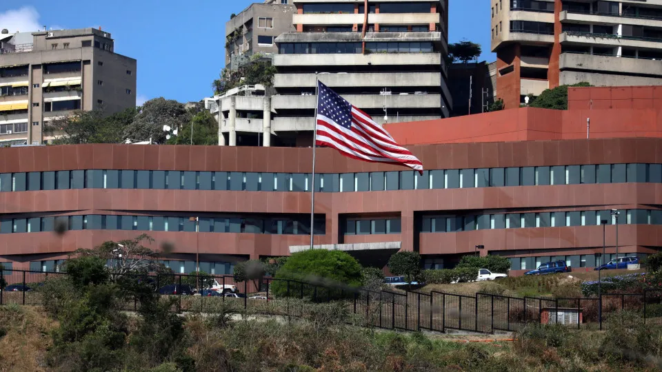 Venezuela denuncia planos de grupo extremista para atacar embaixada dos EUA