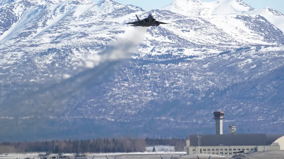 US Air Force F-22 Raptors perform Elephant Walk