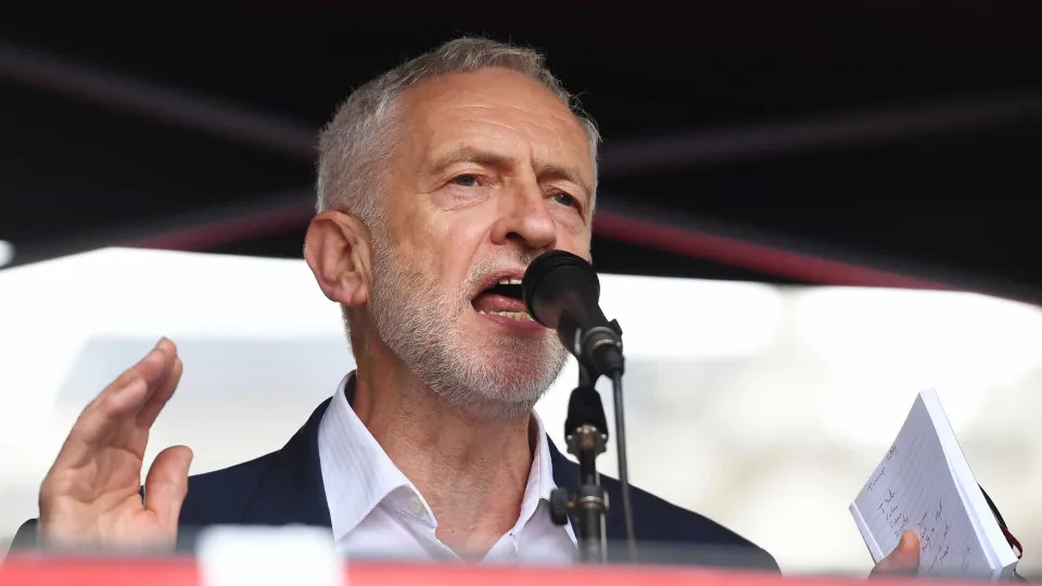 Corbyn critica eleição de Boris Johnson por conservadores e pede eleições