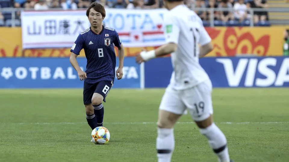 Kanya Fujimoto no Gil Vicente por empréstimo do Tokyo Verdy