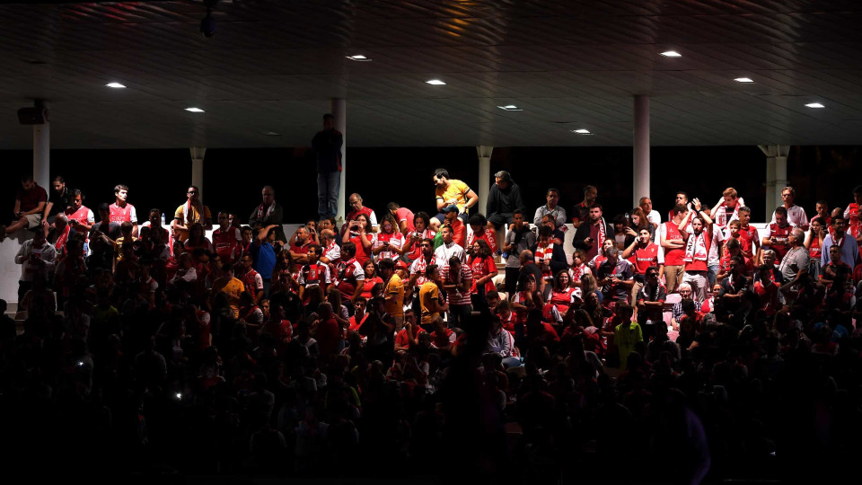 Falha de luz obriga a paragem no jogo Gil Vicente-Sp. Braga