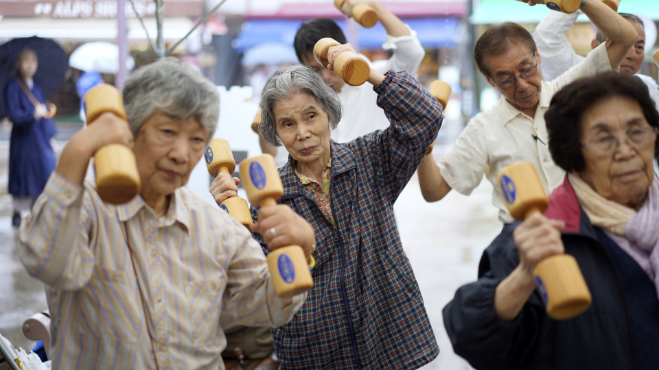 Japão bate recorde de centenários: 10% da população tem mais de 80 anos