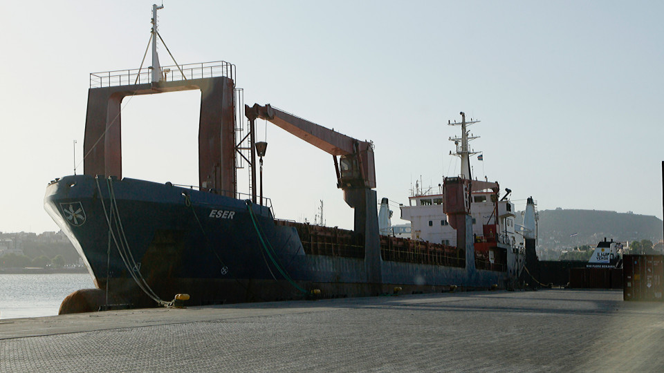 Número de navios nos portos de Cabo Verde caiu para metade em abril