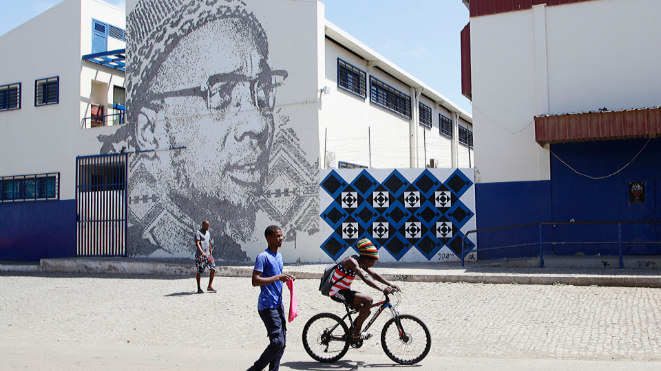 Cabo Verde só fecha escolas a nível nacional em "último recurso"