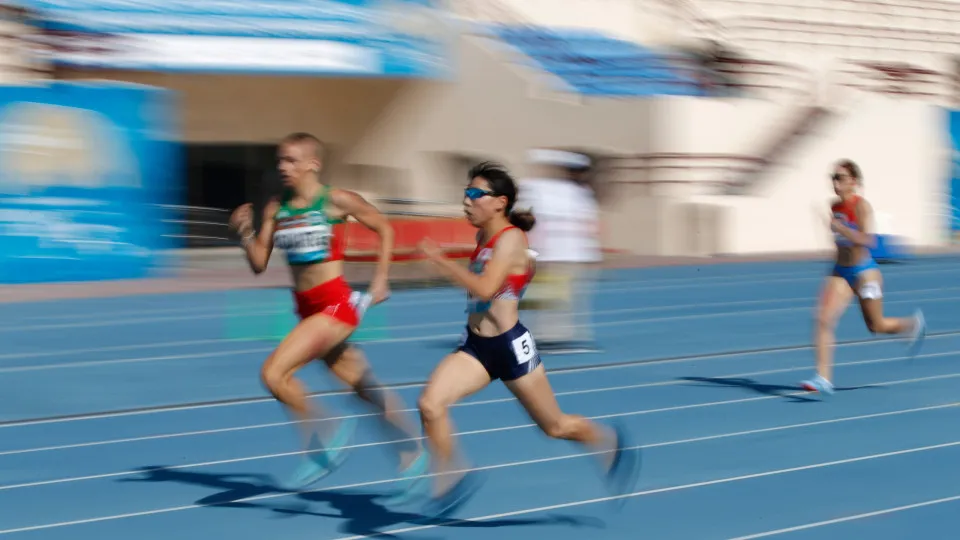 Carolina Duarte conquista prata nos Mundiais de atletismo paralímpico