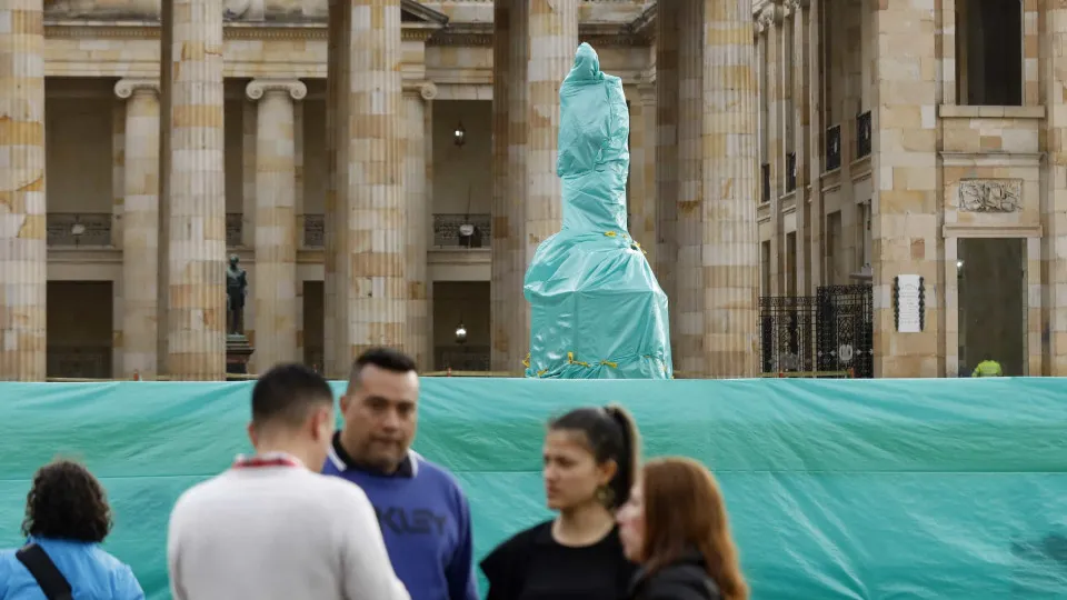 Protesto nacional de hoje na Colômbia leva governo a encerrar fronteiras