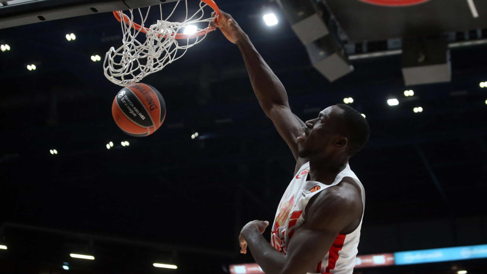 Falecido basquetebolista Michael Ojo tinha testado positivo à covid-19