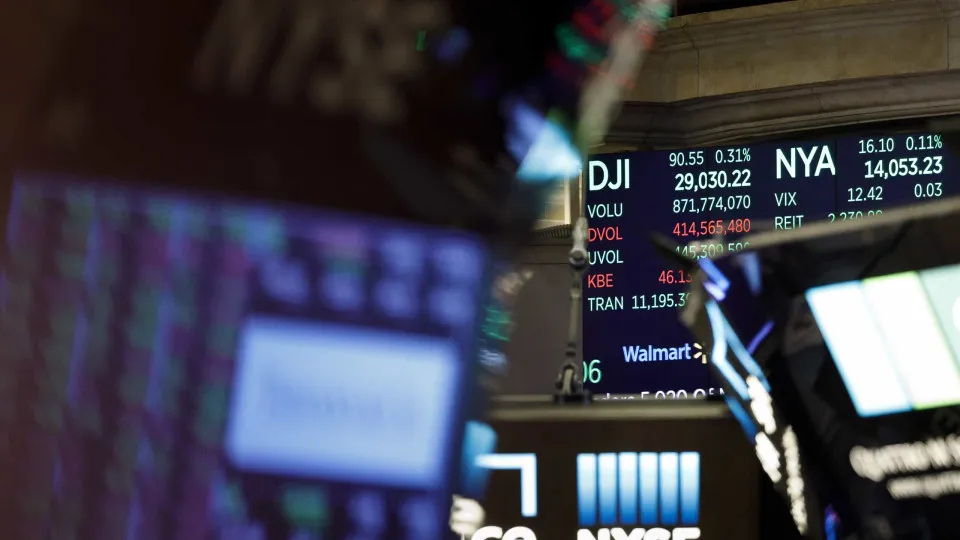 Wall Street recupera após duas sessões sem um rumo definido